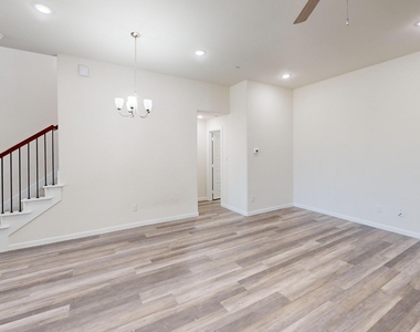 16154 Doe Lake Drive - Photo Thumbnail 4