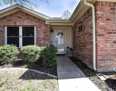 2932 Frontier Lane - Photo Thumbnail 1