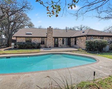604 Baker Drive - Photo Thumbnail 37