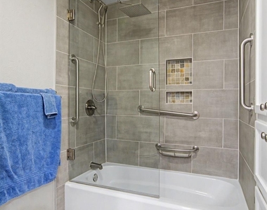 604 Baker Drive - Photo Thumbnail 30