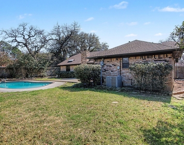 604 Baker Drive - Photo Thumbnail 35