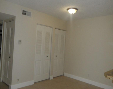 10773 Cleary Boulevard - Photo Thumbnail 10