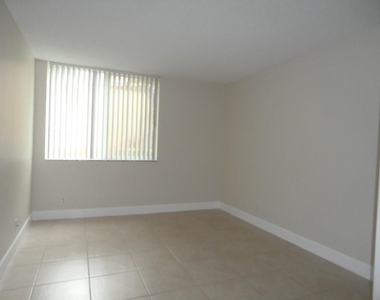 10773 Cleary Boulevard - Photo Thumbnail 8
