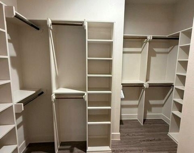 3839 Kala Drive - Photo Thumbnail 10