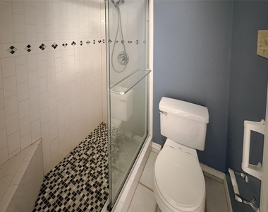 8637 N Normandale Street - Photo Thumbnail 13