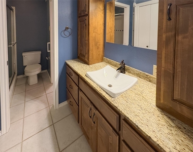 8637 N Normandale Street - Photo Thumbnail 14
