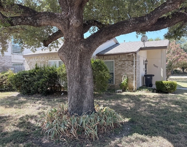8637 N Normandale Street - Photo Thumbnail 1