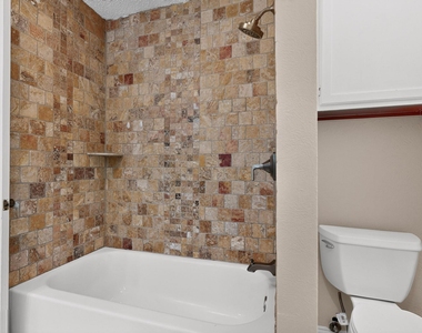 304 Cole Street - Photo Thumbnail 28