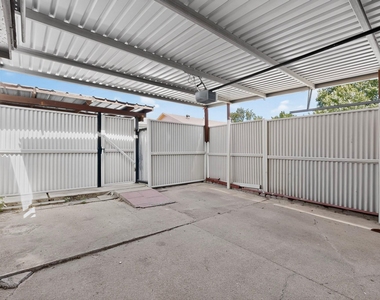 304 Cole Street - Photo Thumbnail 34