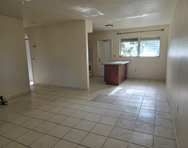 1560 Ne 111th Street - Photo Thumbnail 13