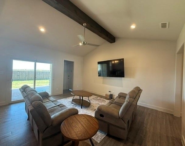 3839 Kala Drive - Photo Thumbnail 1