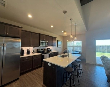 3839 Kala Drive - Photo Thumbnail 2