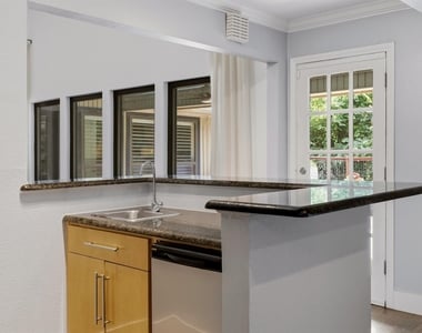 8710 Sanshire Avenue - Photo Thumbnail 10