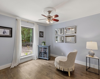 8710 Sanshire Avenue - Photo Thumbnail 25