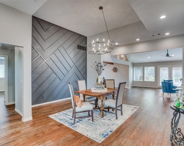 5906 Brushy Creek Trail - Photo Thumbnail 2