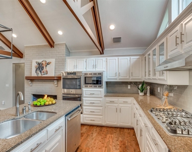 5906 Brushy Creek Trail - Photo Thumbnail 12