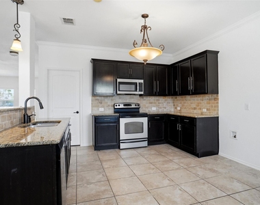 4717 Lathem Drive - Photo Thumbnail 4