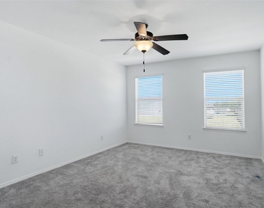 4717 Lathem Drive - Photo Thumbnail 10