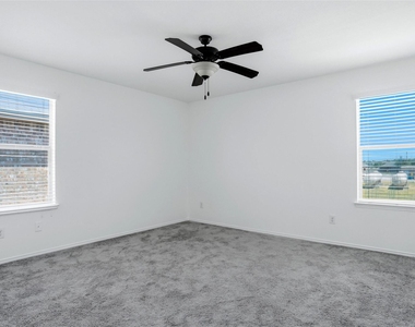 4717 Lathem Drive - Photo Thumbnail 13