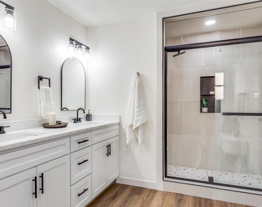 2920 Choctaw Trail - Photo Thumbnail 17