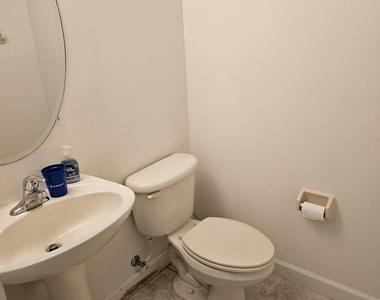 10451 Sw Academic Way - Photo Thumbnail 10