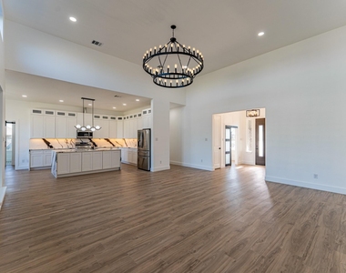 2147 Heath Street - Photo Thumbnail 4