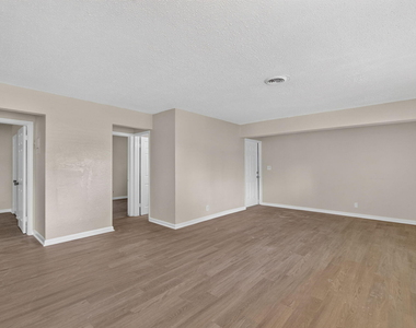 2961 Ne 7th Avenue - Photo Thumbnail 5