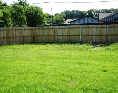 317 White Star Lane - Photo Thumbnail 30