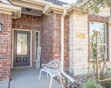 413 Lipizzan Lane - Photo Thumbnail 4