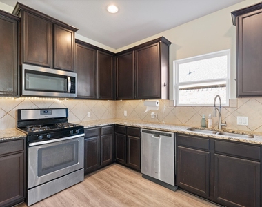 413 Lipizzan Lane - Photo Thumbnail 9