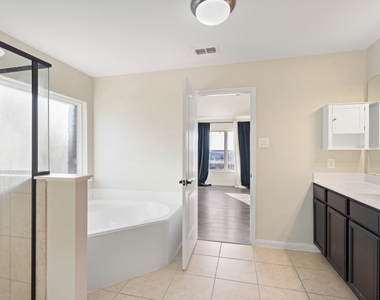 413 Lipizzan Lane - Photo Thumbnail 22