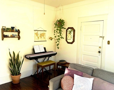 615 W Oak Street - Photo Thumbnail 4