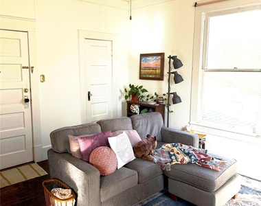 615 W Oak Street - Photo Thumbnail 3