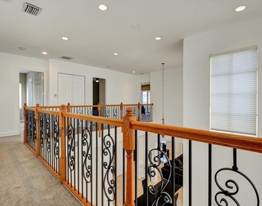 10640 Nw 83rd Court Nw - Photo Thumbnail 14