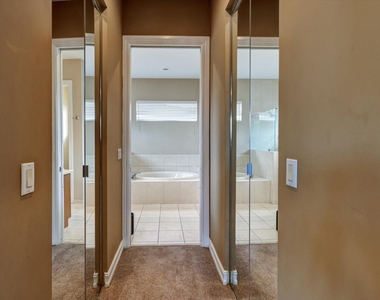 10640 Nw 83rd Court Nw - Photo Thumbnail 26