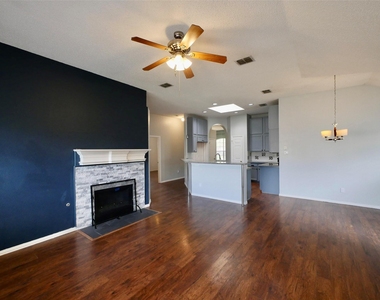 4502 Highlands Drive - Photo Thumbnail 2