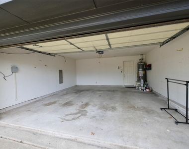 4502 Highlands Drive - Photo Thumbnail 30