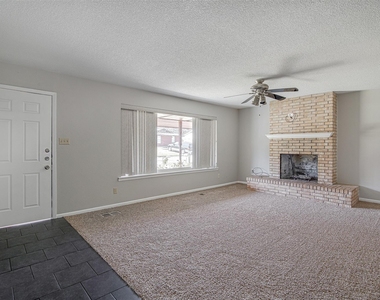 107 Pine Street - Photo Thumbnail 2