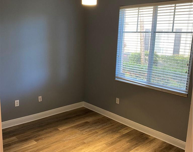 3629 Nw 5th Terrace - Photo Thumbnail 8