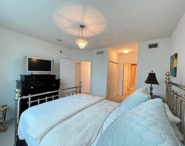 100 Ne 6th Street - Photo Thumbnail 17