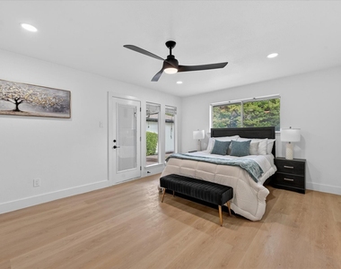 2313 Claridge Circle - Photo Thumbnail 29