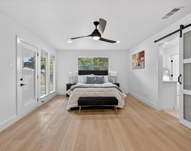 2313 Claridge Circle - Photo Thumbnail 28