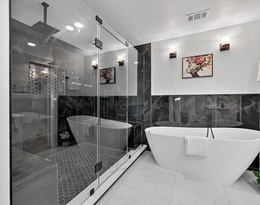 2313 Claridge Circle - Photo Thumbnail 32