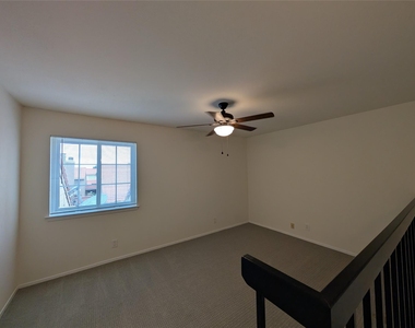 5200 Martel Avenue - Photo Thumbnail 11