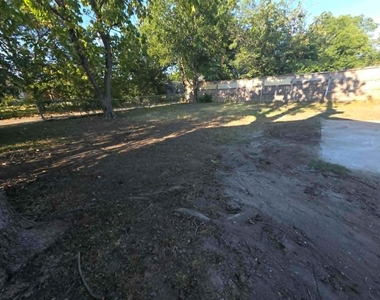 1317 W Bruton - Photo Thumbnail 24