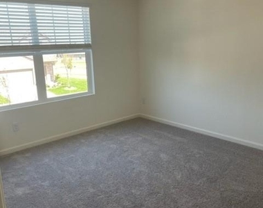 1804 Washington Street - Photo Thumbnail 14