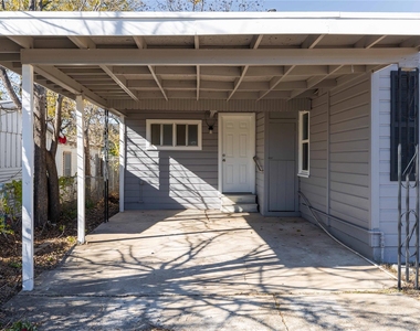 204 Northline Drive - Photo Thumbnail 18