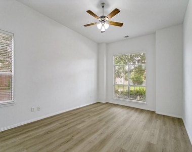 1408 Stillforest Drive - Photo Thumbnail 11