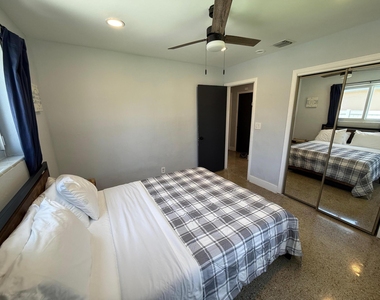 637 Sw 2nd Street - Photo Thumbnail 12