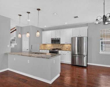 1013 Wenk Drive - Photo Thumbnail 33